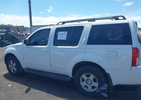 2007 Nissan Pathfinder Se z USA, uszkodzony, nr VIN 5N1AR18W47C620461